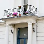Entire Flat Notting Hill, London